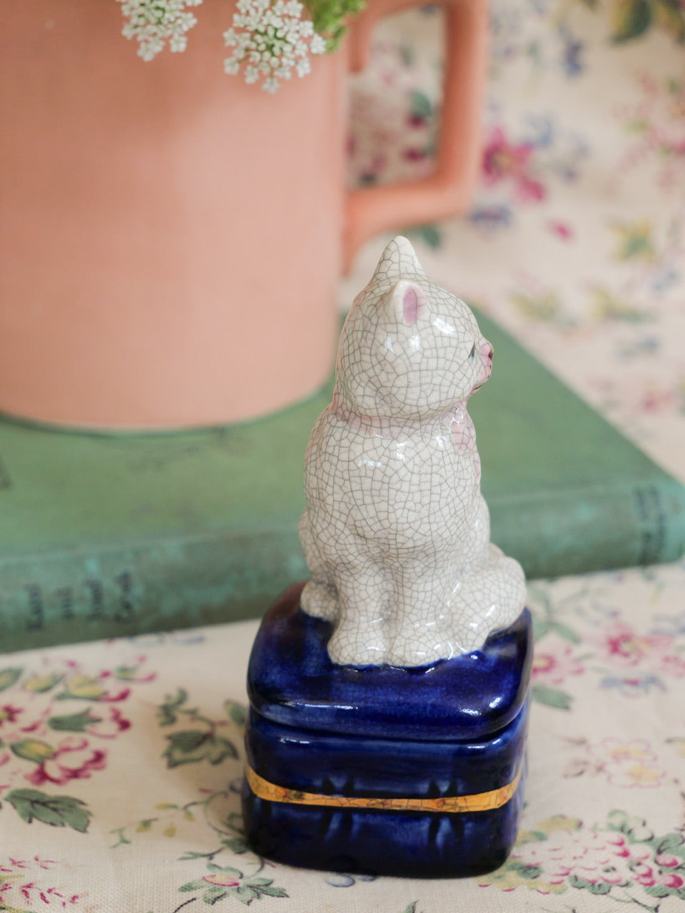 19th Century White Kitty Trinket Box