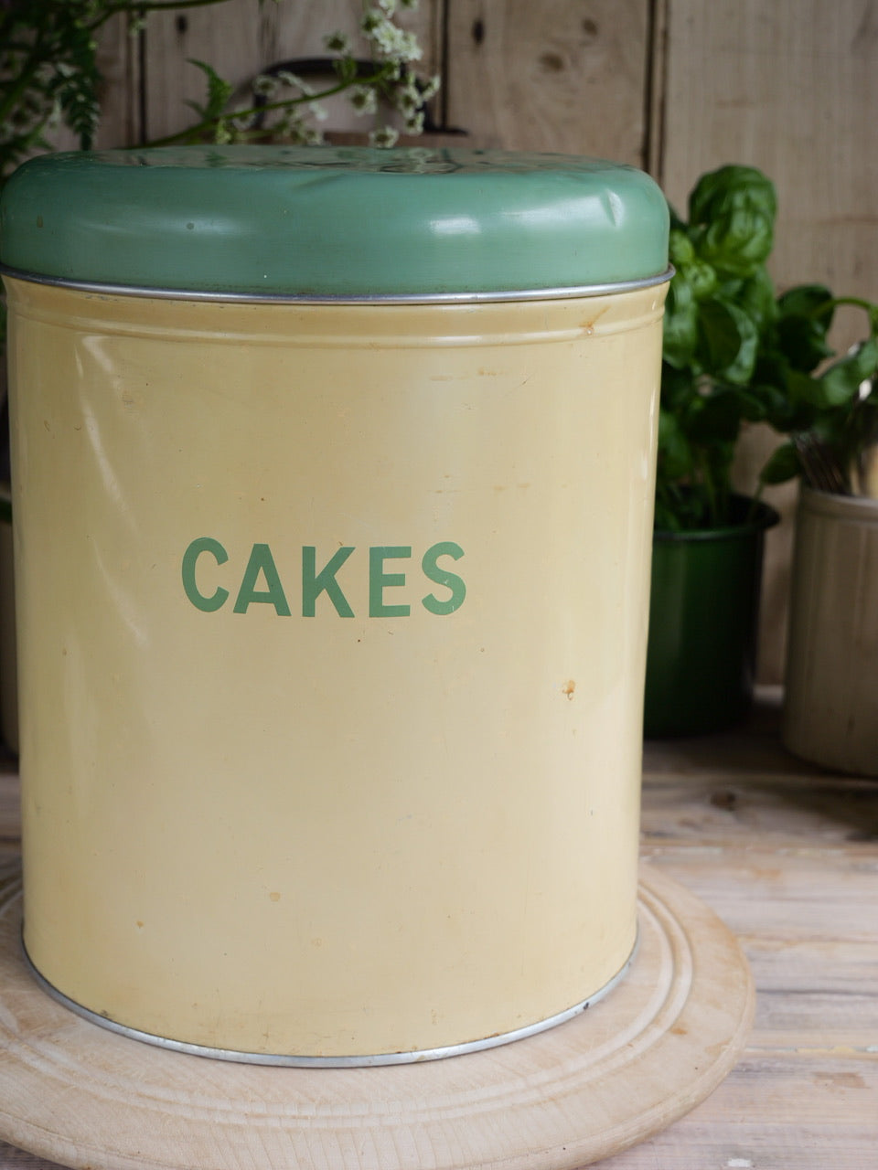 Vintage Worcester Ware Tall ‘Cakes’ Tin