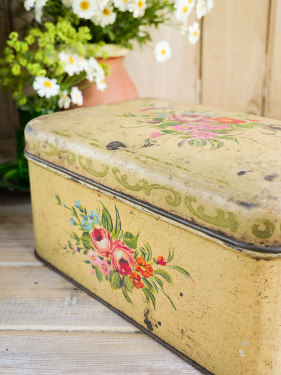 Vintage Rustic Floral Tin